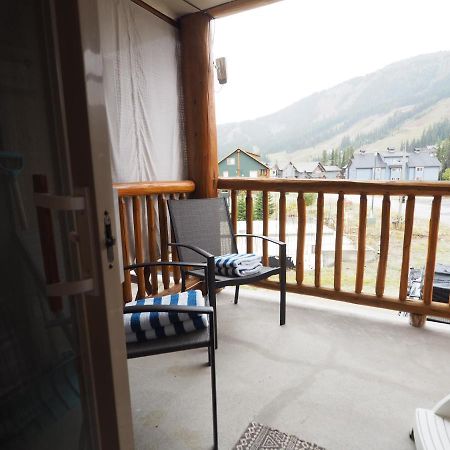 Rustic Cedar Retreat Condo Penticton Esterno foto