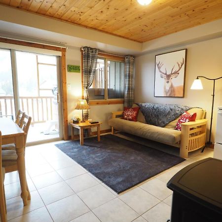 Rustic Cedar Retreat Condo Penticton Esterno foto