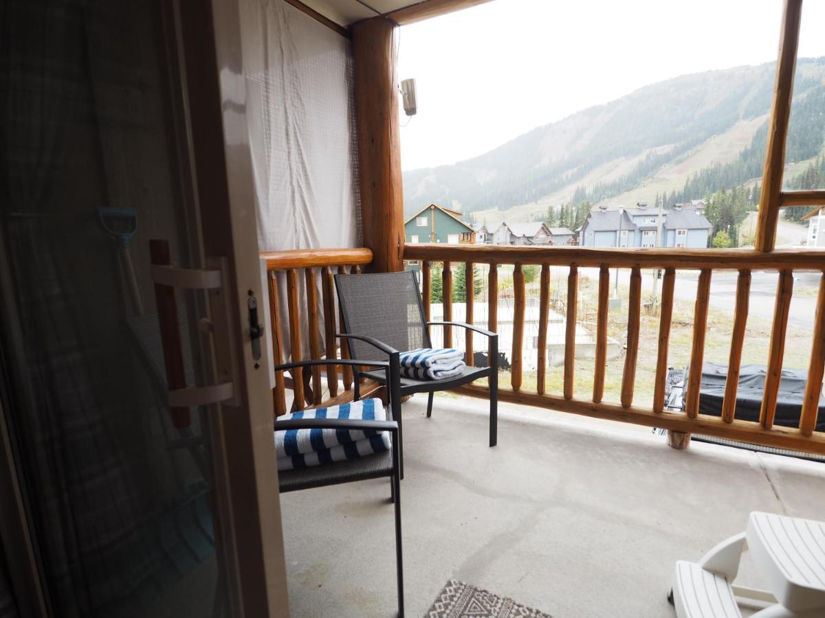 Rustic Cedar Retreat Condo Penticton Esterno foto